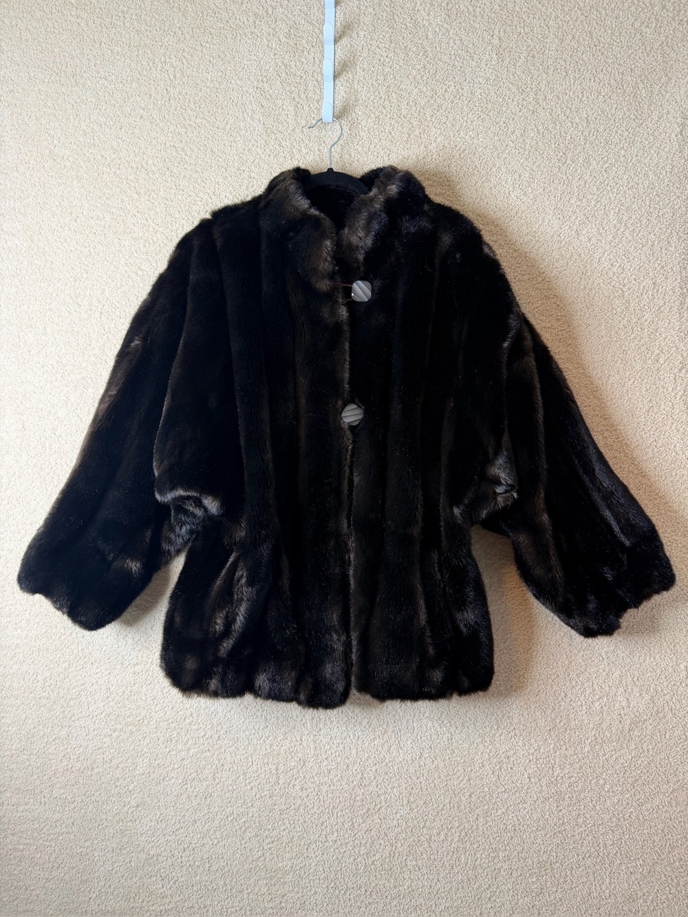 Country Racoon Tissavel Black Faux Fur Batwing Coat Women’s Size M